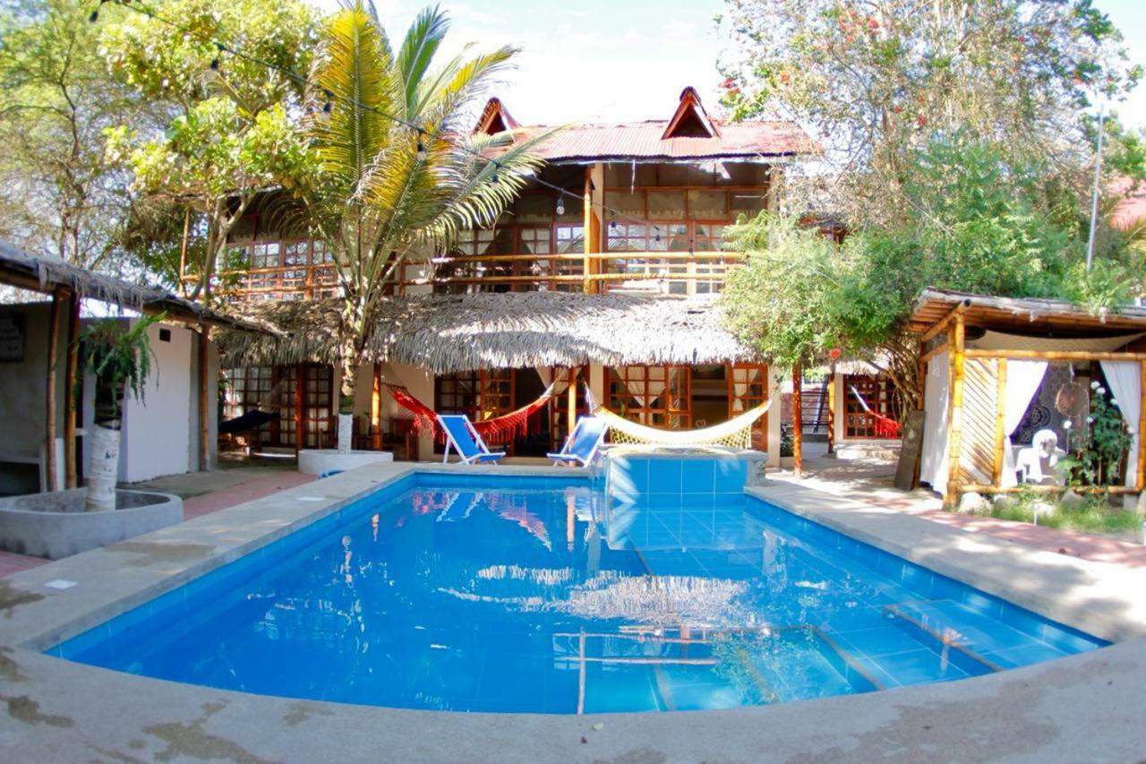 Hotel Sumpa Montanita Exterior photo
