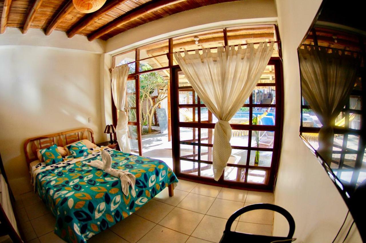 Hotel Sumpa Montanita Exterior photo