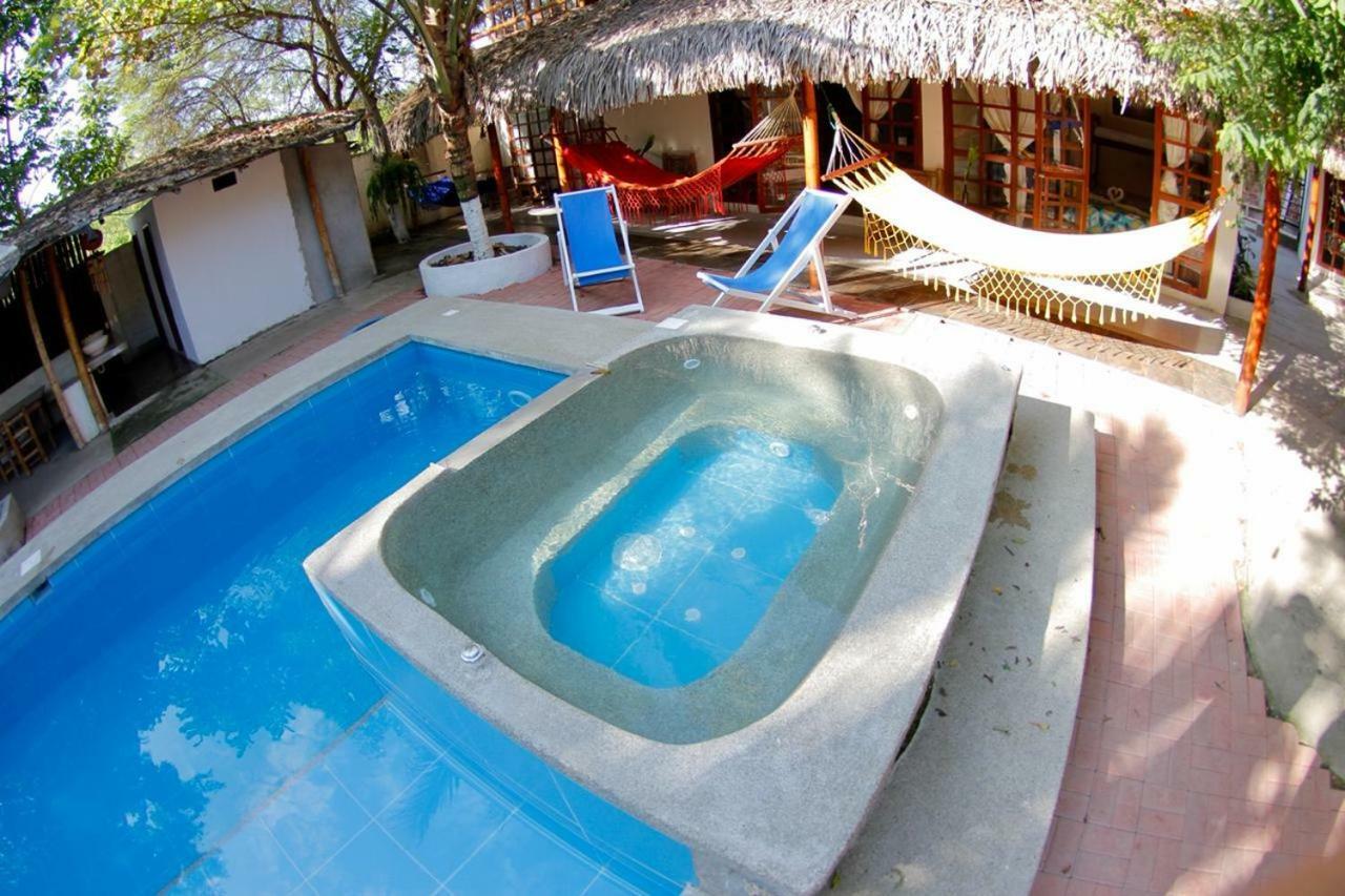 Hotel Sumpa Montanita Exterior photo